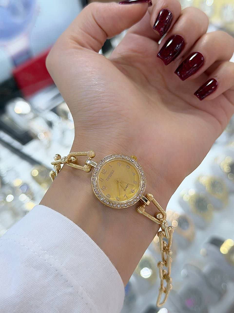 ساعت مچی زنانه طرح تیفانی